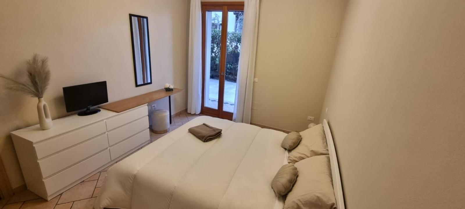 Hoya Apartment Sirmione Exterior foto